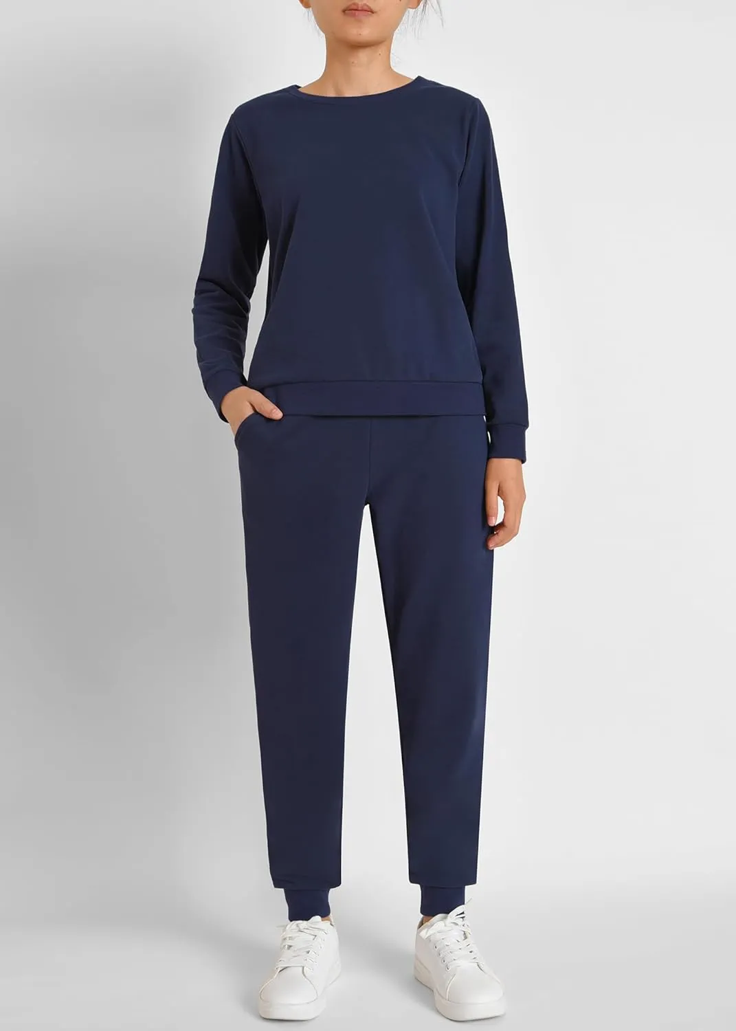 Weintee Women's Petite Jogging Set Pullover Sweatshirt and Sweatpants 2 Piece Sweatsuits